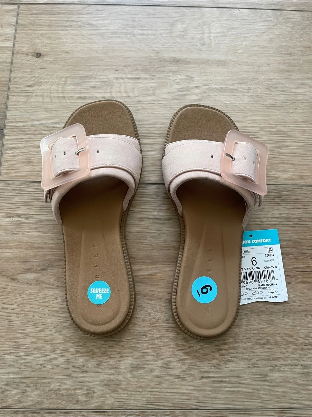 NWT Reef Women’s 6 Sunny Emma Slide Sandals in Blush with Oversized Buckle